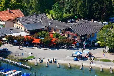 Sieben Zimmer am See-1