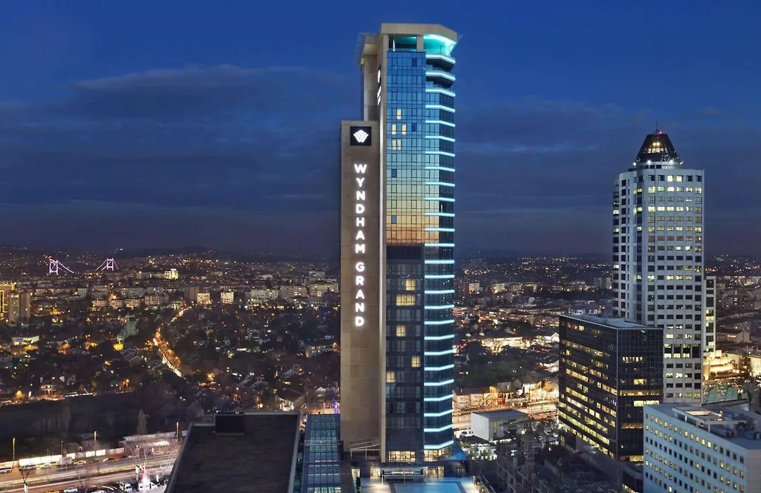 Wyndham Grand Istanbul Levent Hotel & Conference Center-1
