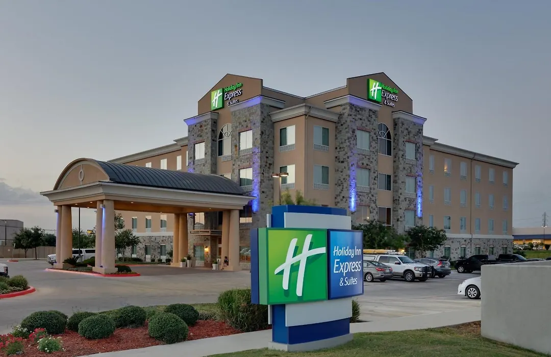 Holiday Inn Express & Suites San Antonio - Brooks City Base By Ihg-1