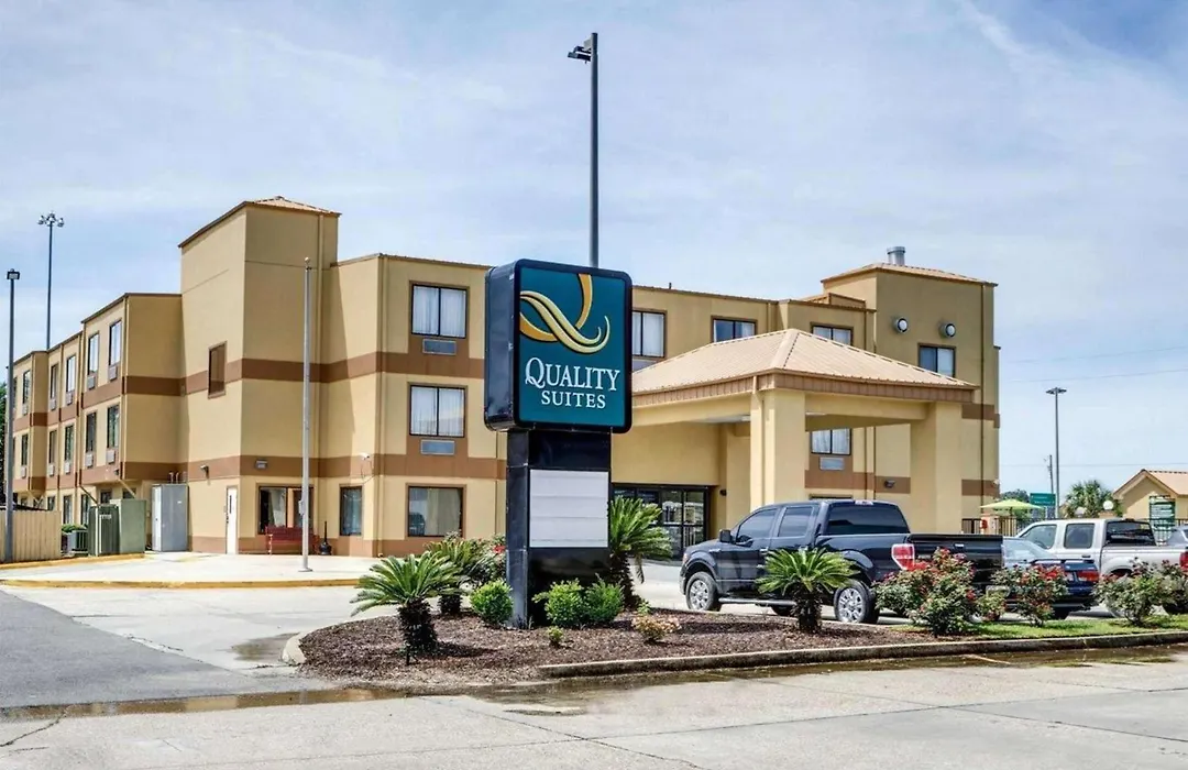 Quality Suites Baton Rouge East - Denham Springs-1