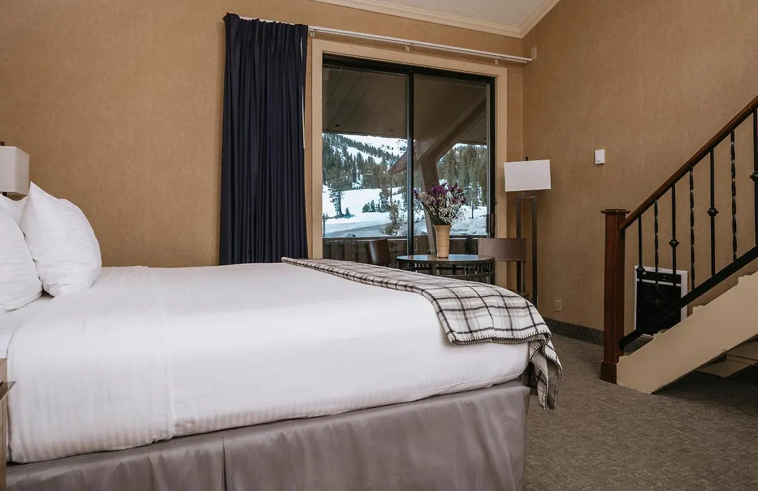 Mammoth Mountain Inn-1