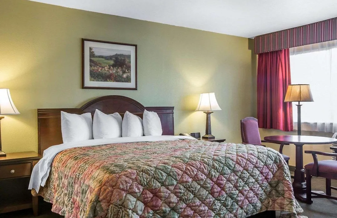 Quality Inn & Suites Cameron Park Shingle Springs-1
