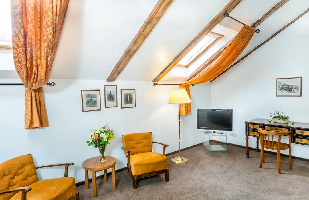 Hotel Bookquet-1