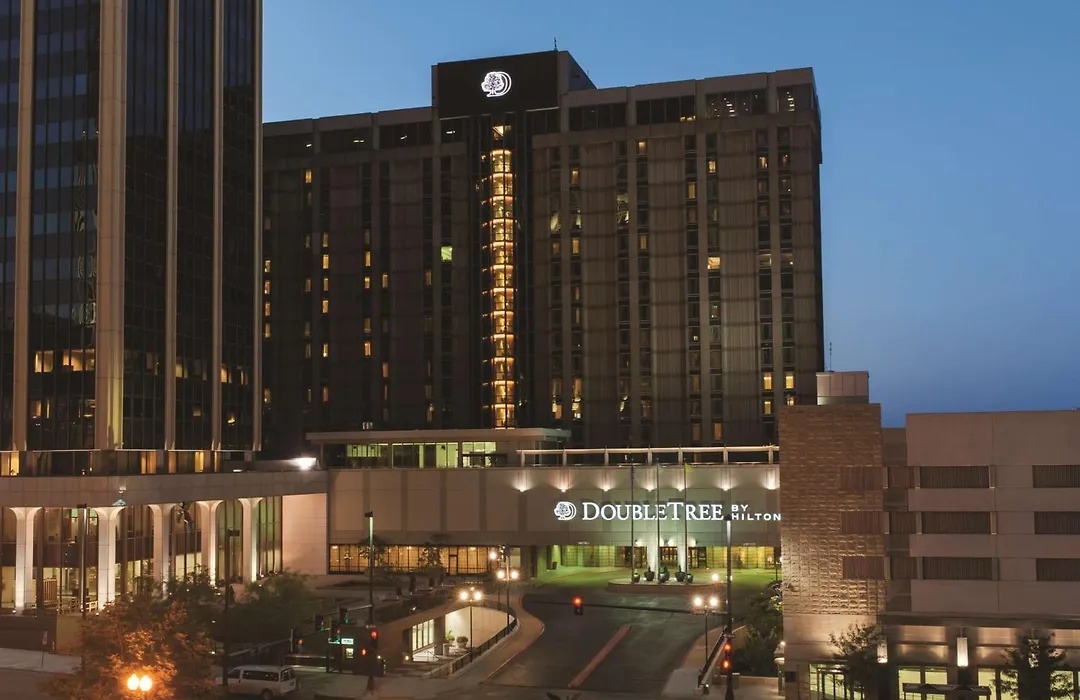 Doubletree By Hilton Hotel & Executive Meeting Center Omaha-Downtown-1