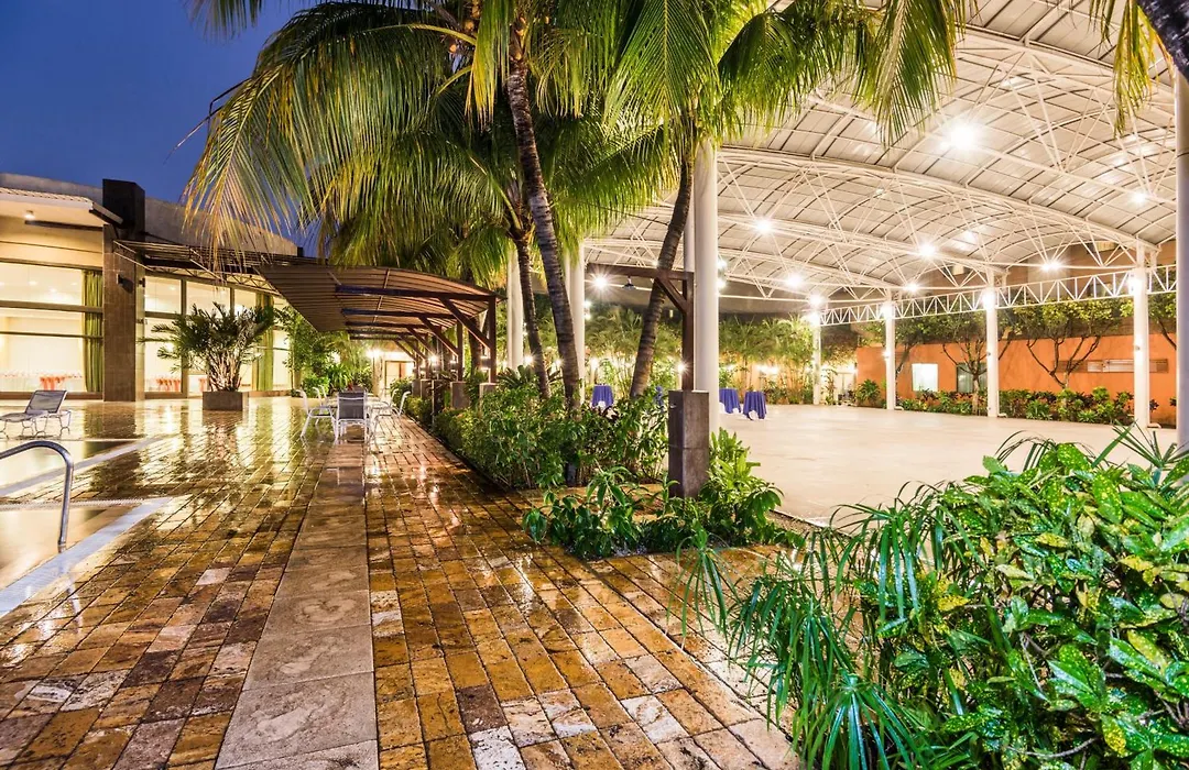 Holiday Inn Convention Center By Ihg-1