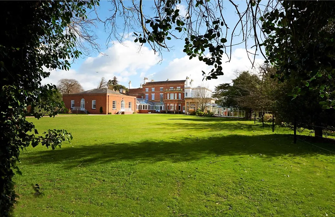 Hilton Puckrup Hall Hotel & Golf Club, Tewkesbury-1