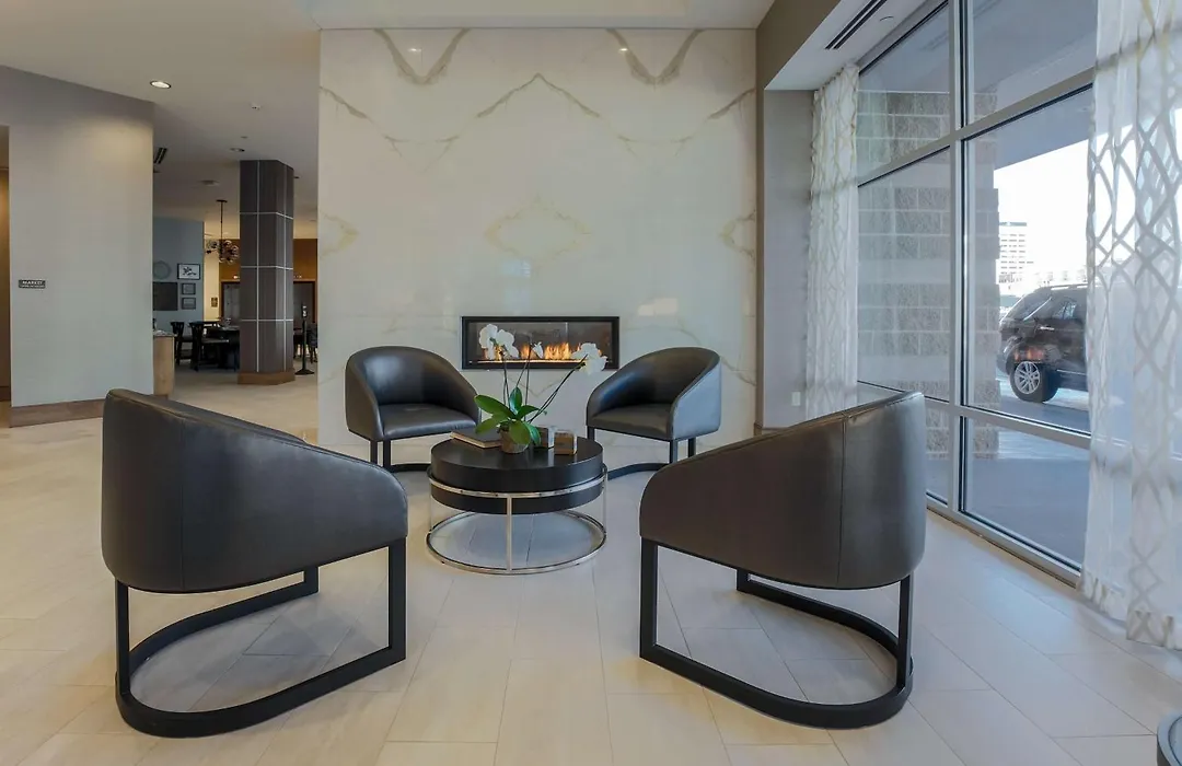 Doubletree By Hilton Evansville-1