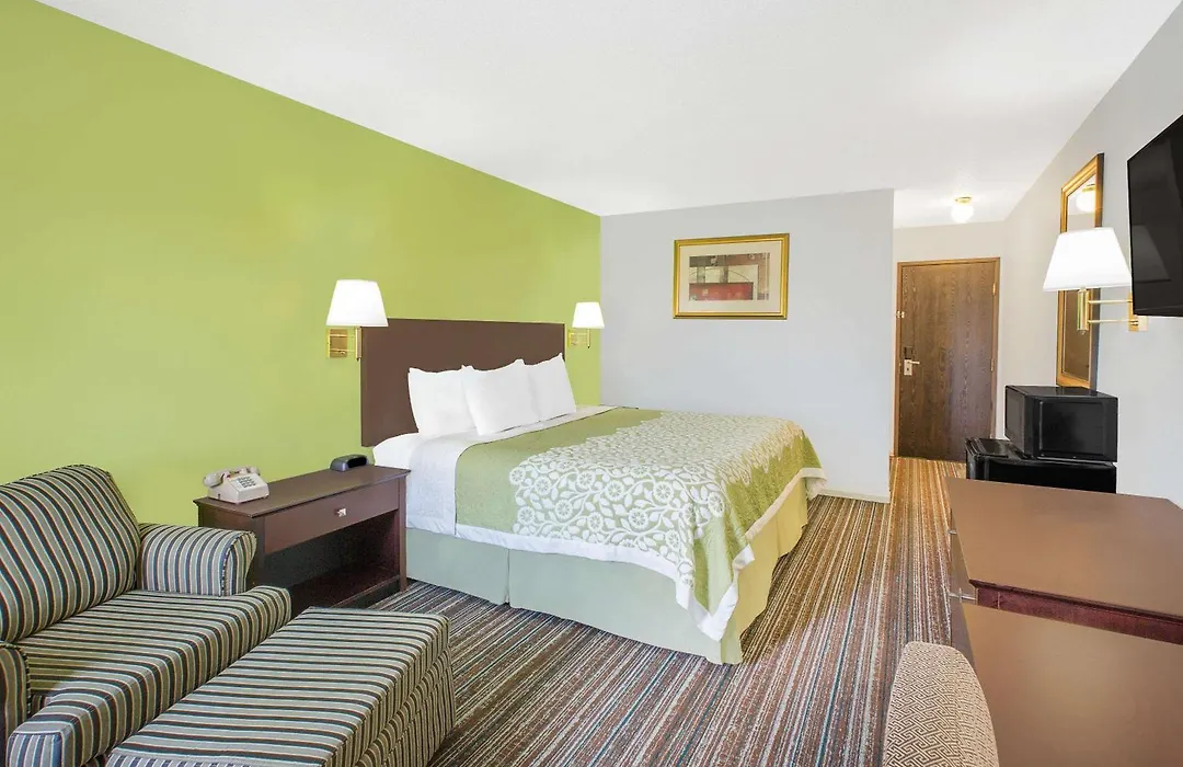 Days Inn By Wyndham York-1