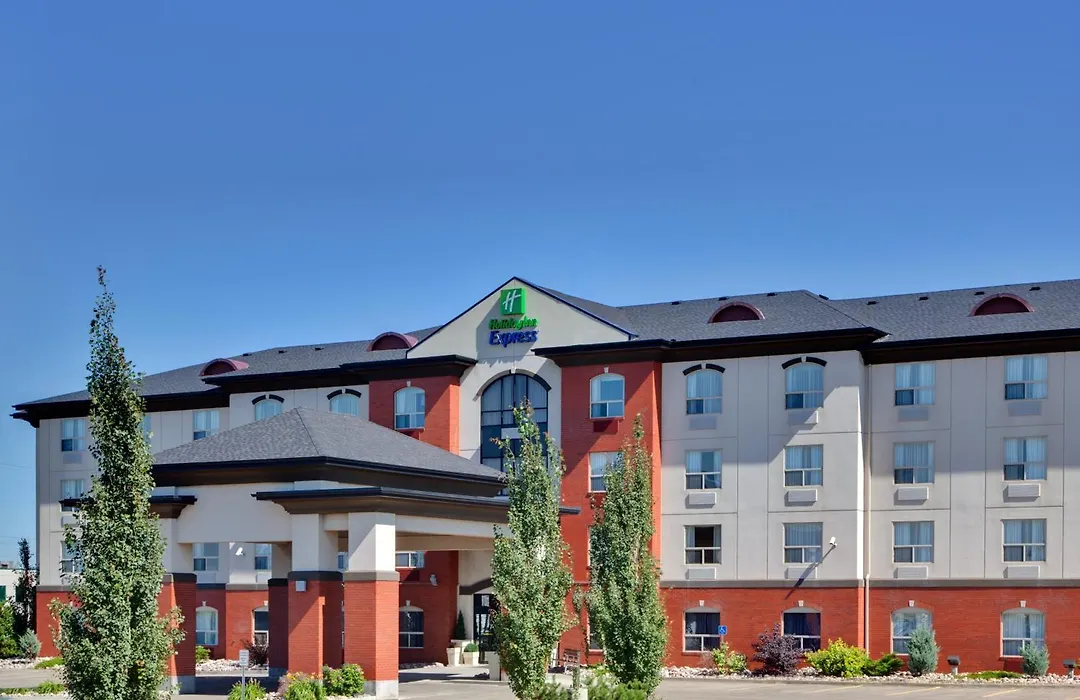 Holiday Inn Express Hotel & Suites Sherwood Park-Edmonton Area By Ihg-1
