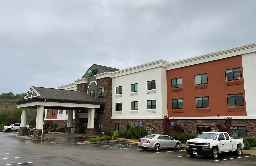 Holiday Inn Express Hotel & Suites Weston By Ihg-1