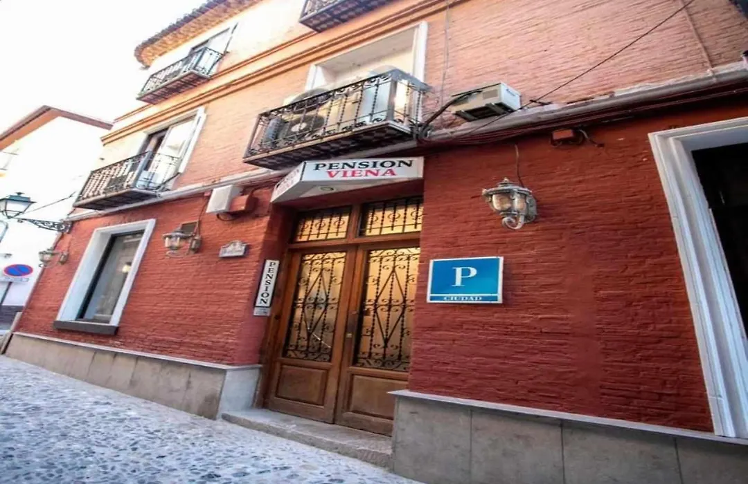 Hostal Viena Plaza Nueva-1
