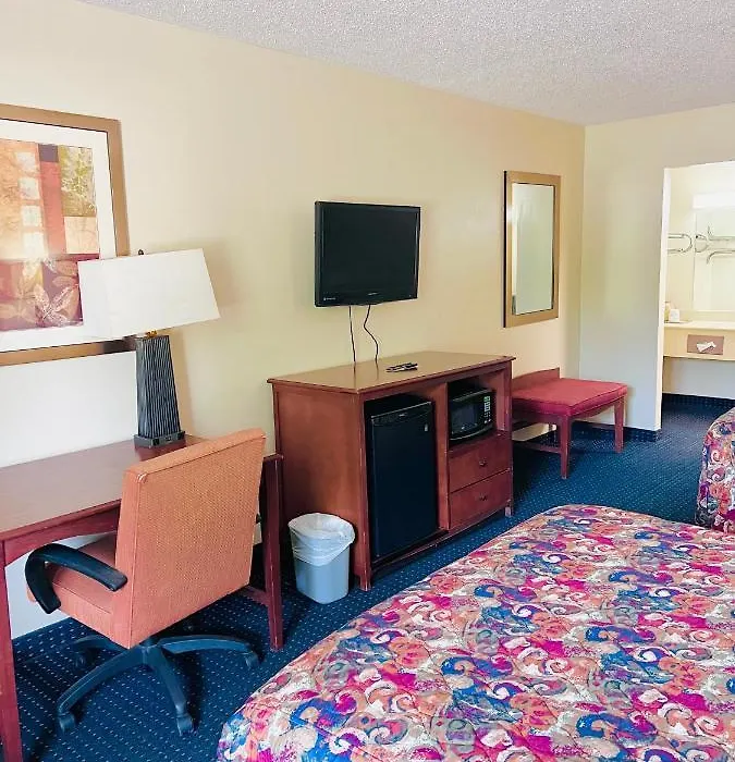 Ashley Inn-1