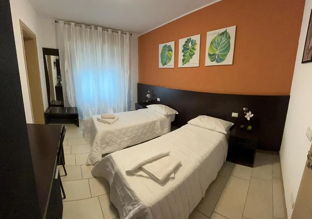 Bed&Breakfast La Rondinella-1