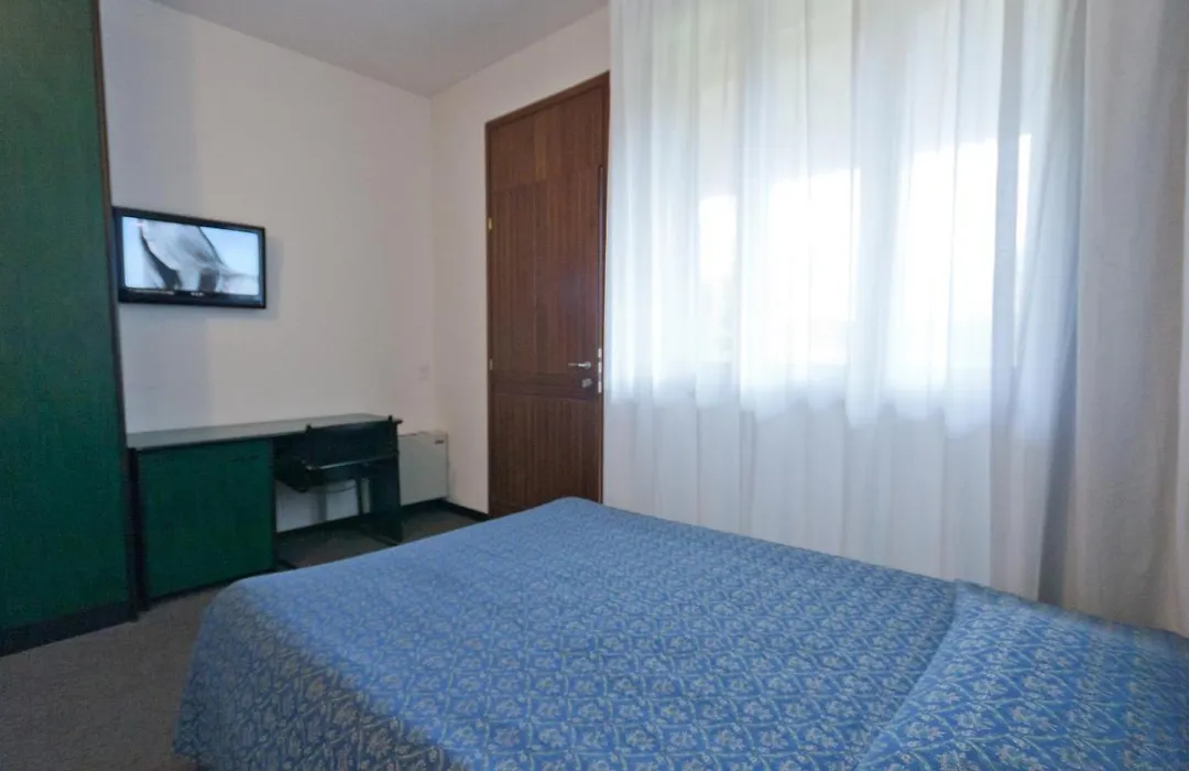 Hotel Campana-1