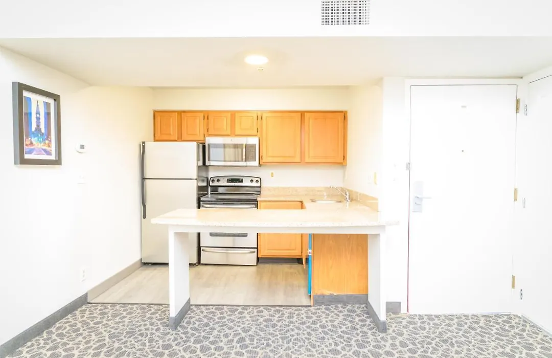 Philadelphia Suites At Airport - An Extended Stay Hotel-1