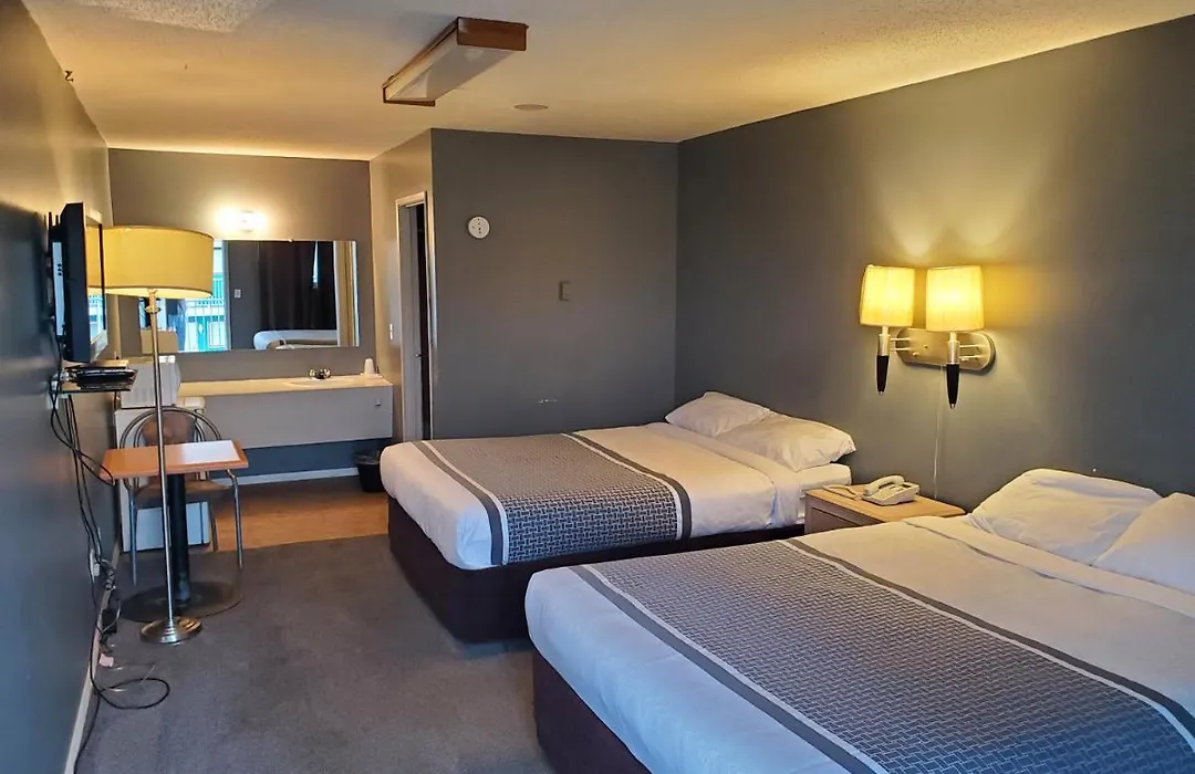 Wild Rose Country Inn-1
