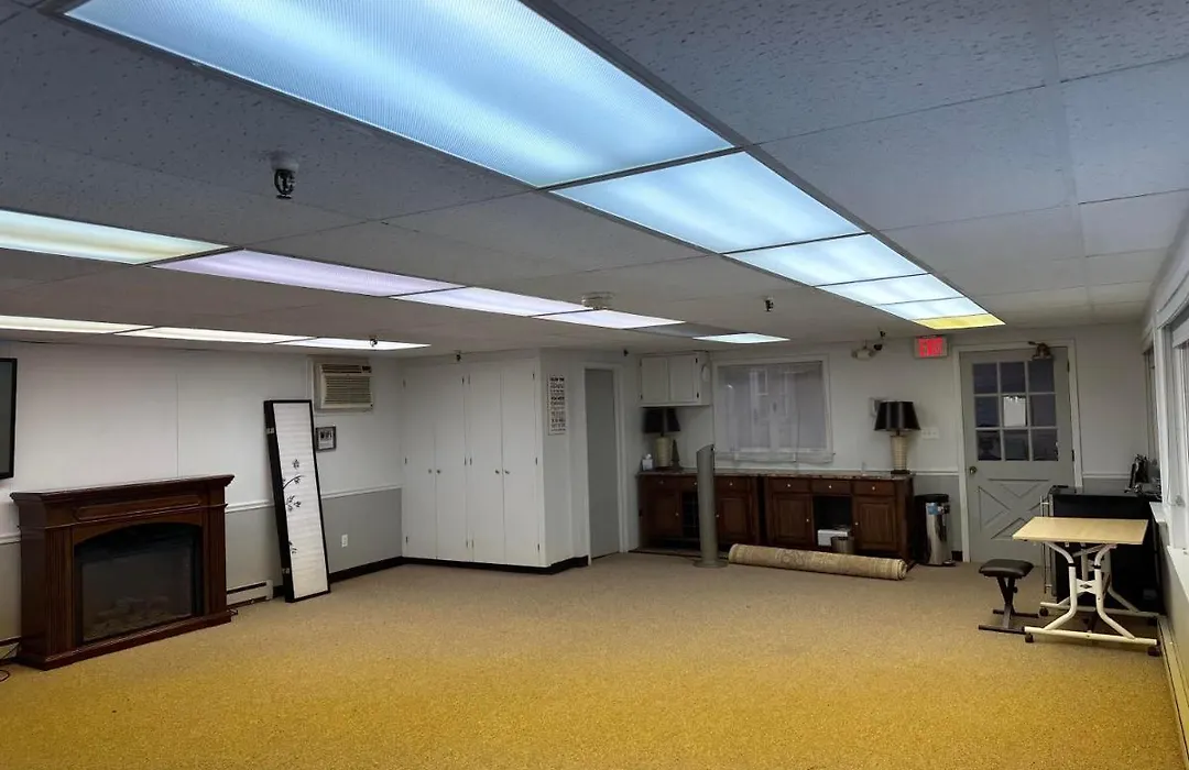 The Oaks B&B Hotel And Spiritual Center-1