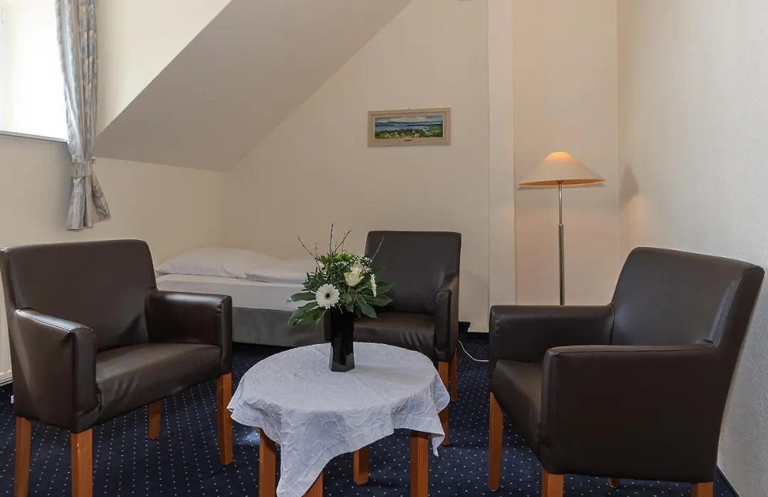 Kurhotel Sassnitz - Das Alte Seemannsheim-1