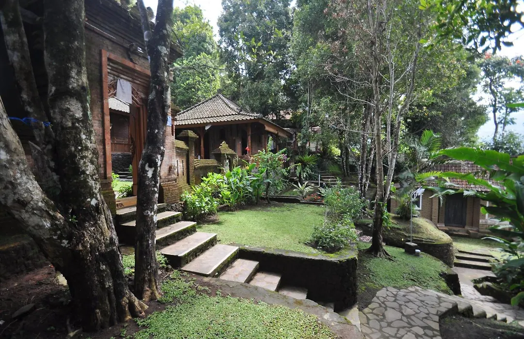 Puri Lumbung Cottages Restaurant & Spa Munduk-1