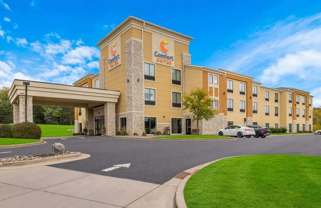 Comfort Suites Hudson I-94-1