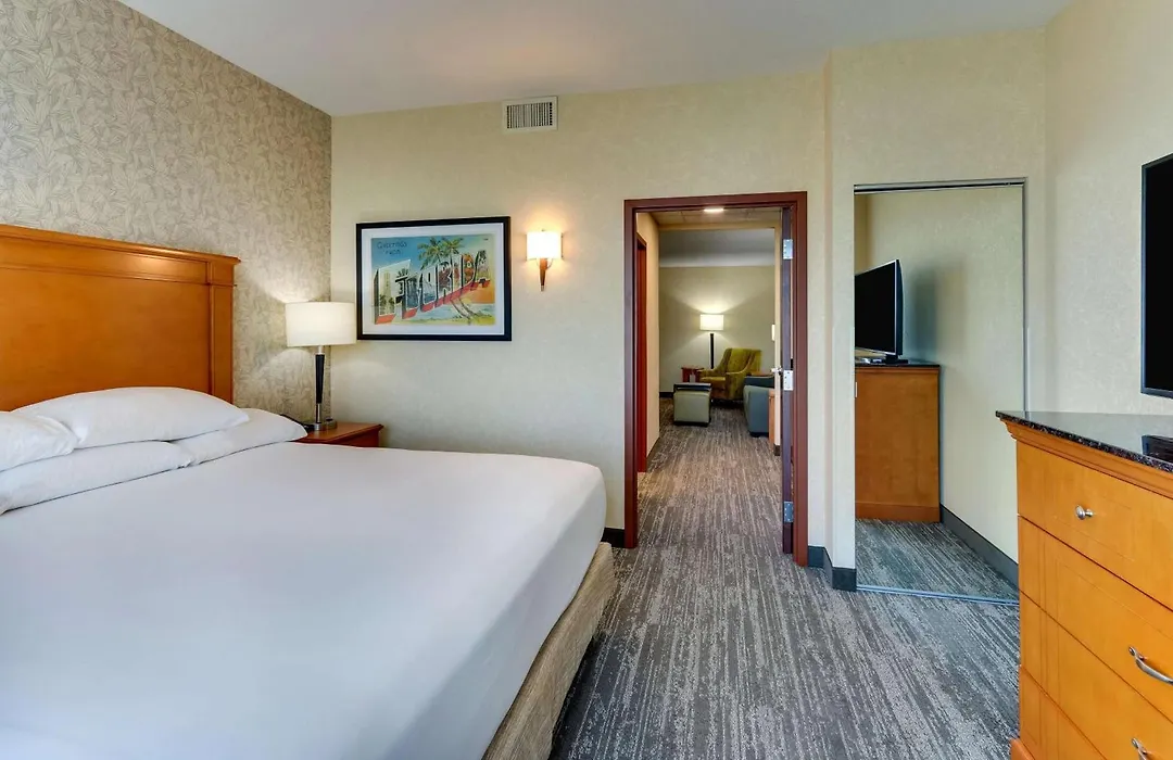 Drury Inn&Suites Orlando near Universal Orlando Resort-1