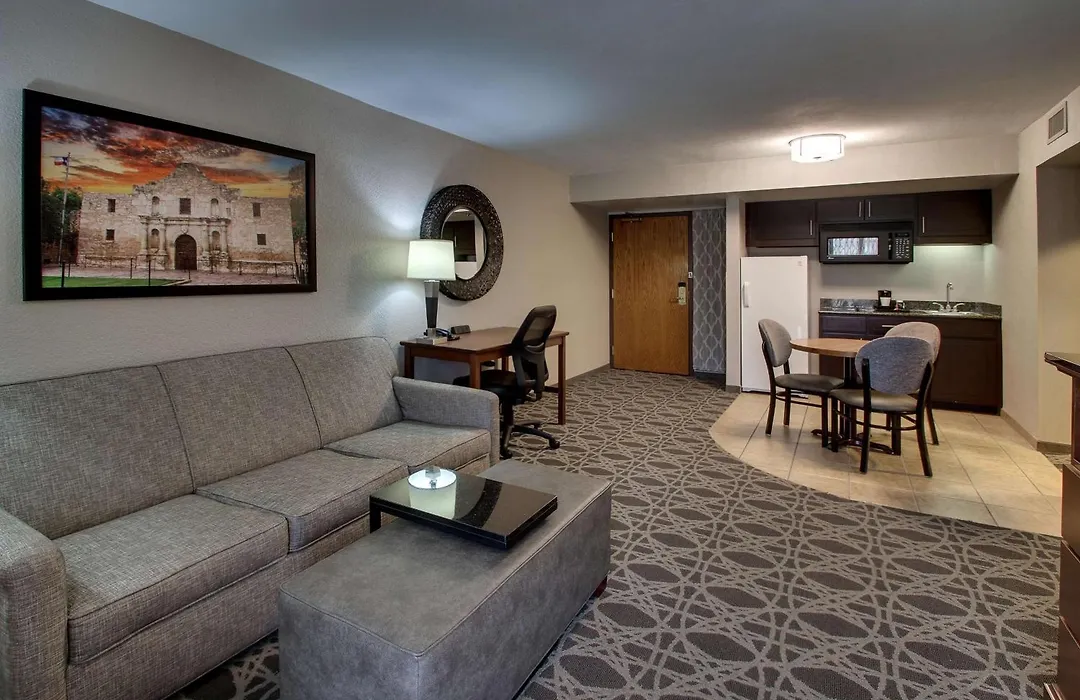 Drury Plaza Hotel San Antonio Airport-1