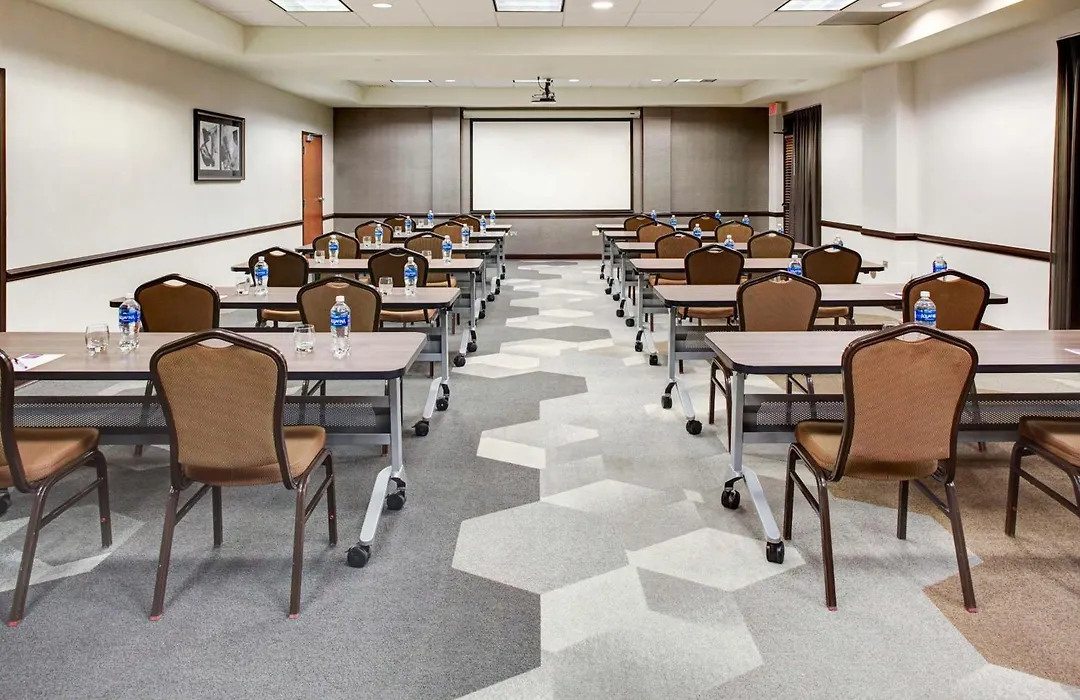 Hyatt Place Tampa Busch Gardens-1