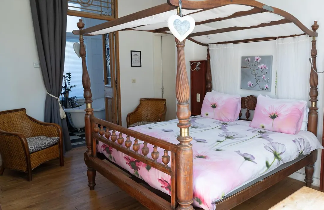 B&B Het Oude Postkantoor-1