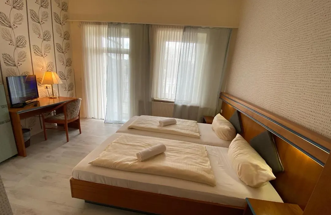 Rathaushotel-1
