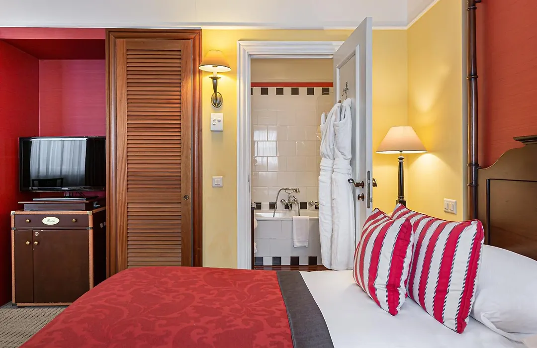 Kipling Manotel-1