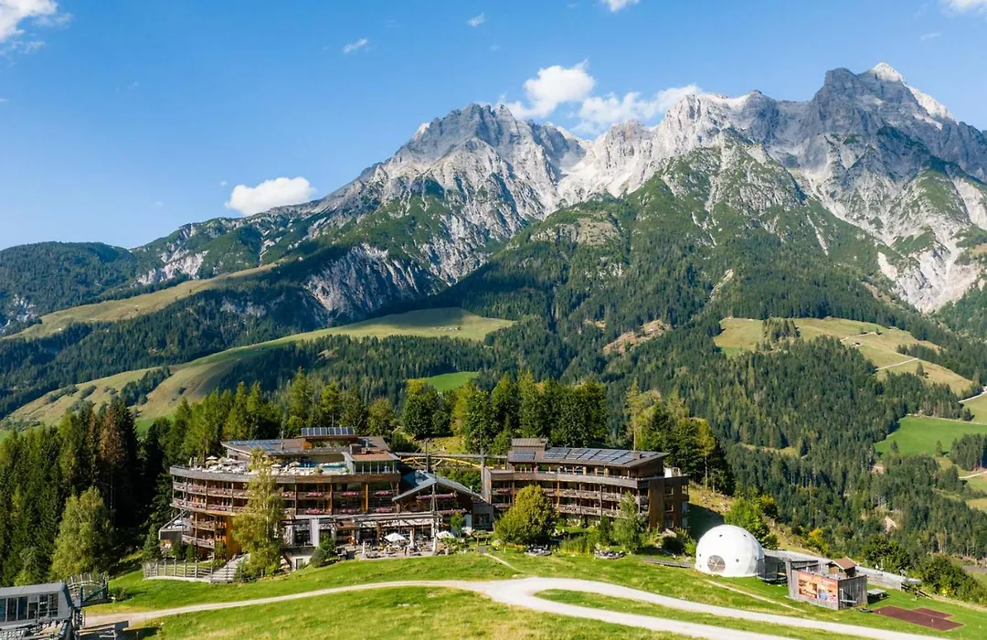 Holzhotel Forsthofalm-1