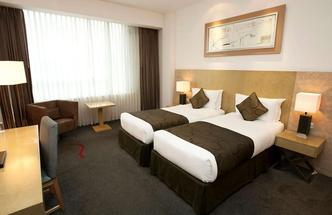 Park Plaza Cardiff-1