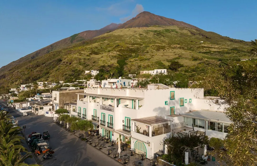 Hotel Ossidiana Stromboli Center-1