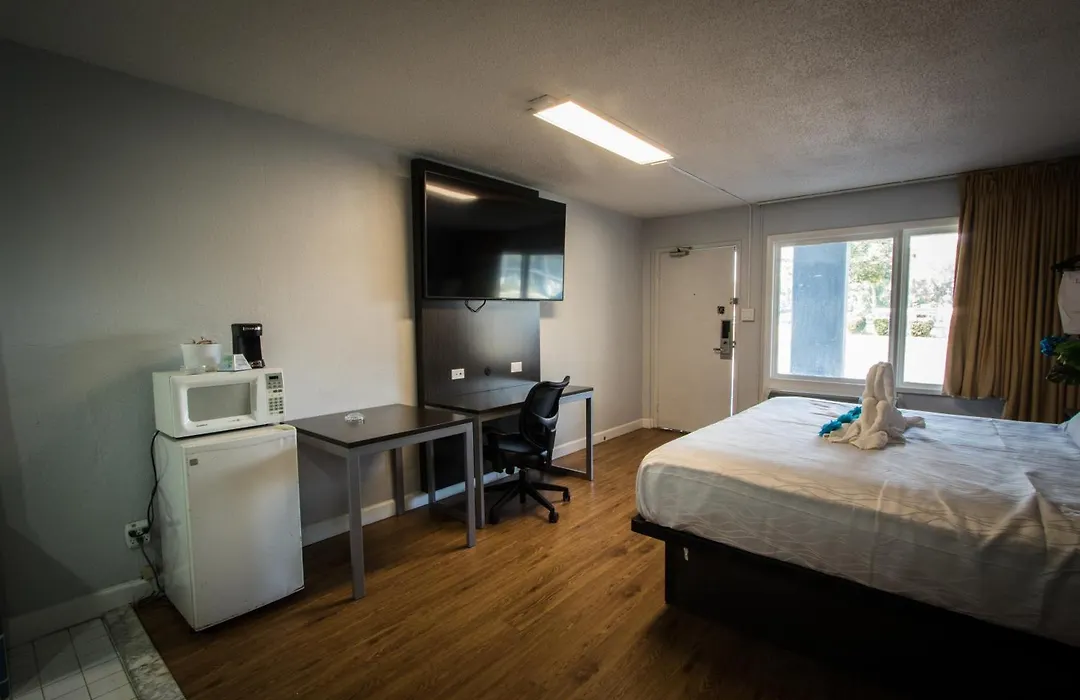 Envi Boutique Hotel Henderson-Evansville South-1