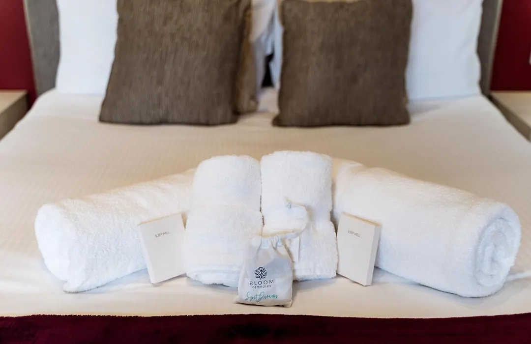 The Land'S End Hotel-1