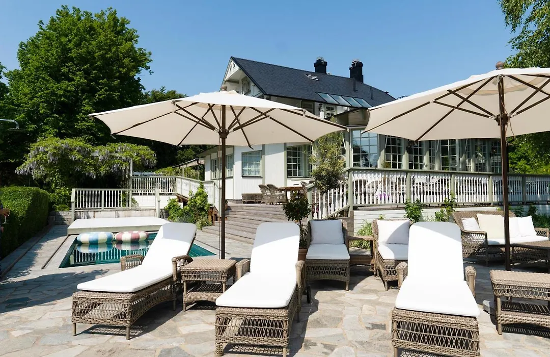 Villa Strandvaegen-1