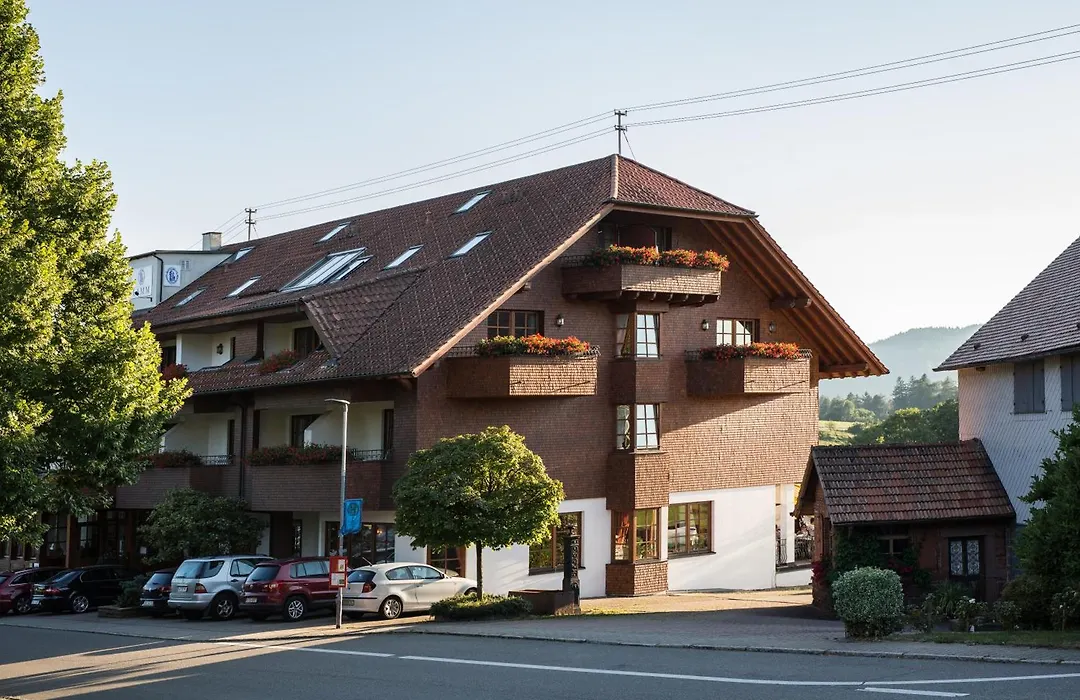 Hotel Restaurant Vinothek LAMM-1