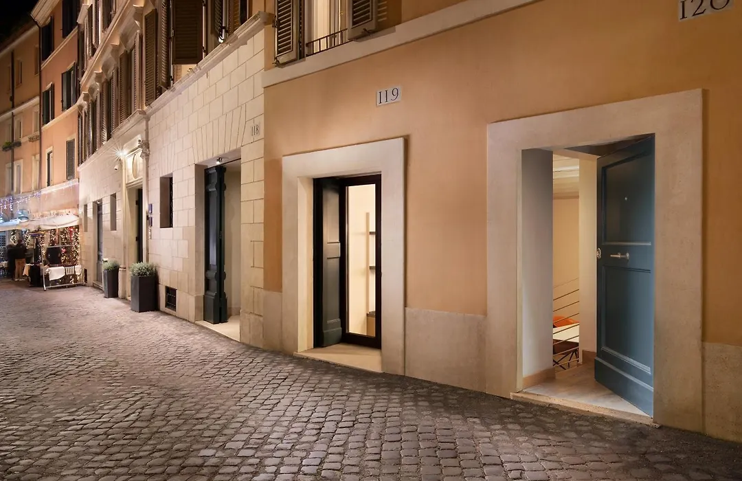 Palazzo Scanderbeg-1