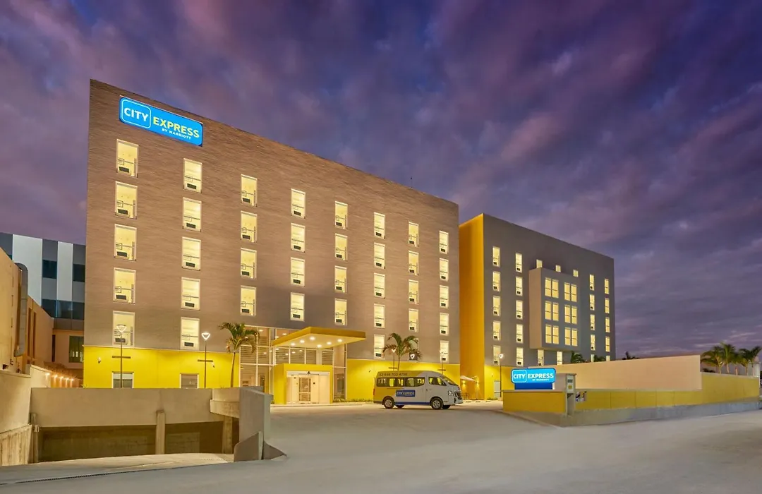 City Express By Marriott Cancun Aeropuerto-1