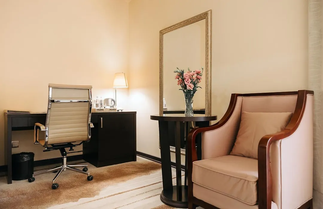 Paris Hotel Yerevan-1