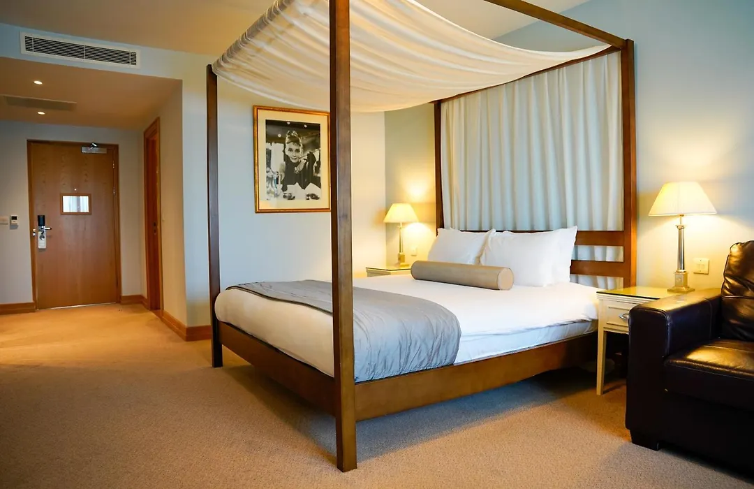 Bicester Hotel, Golf & Spa-1
