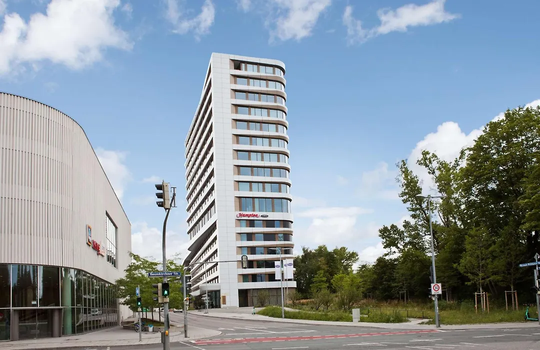 Hampton By Hilton Munich City Center East-1