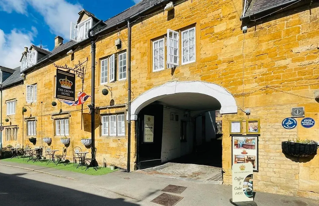 Crown Hotel Cotswold-1
