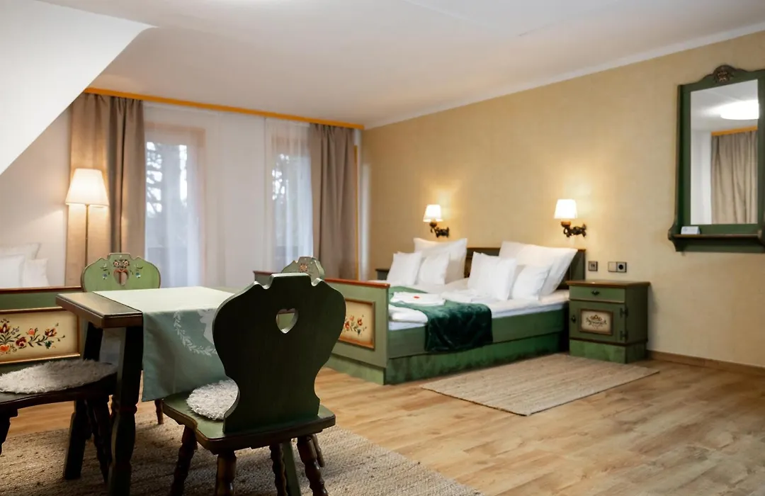 Hotel zum See, Titisee-1