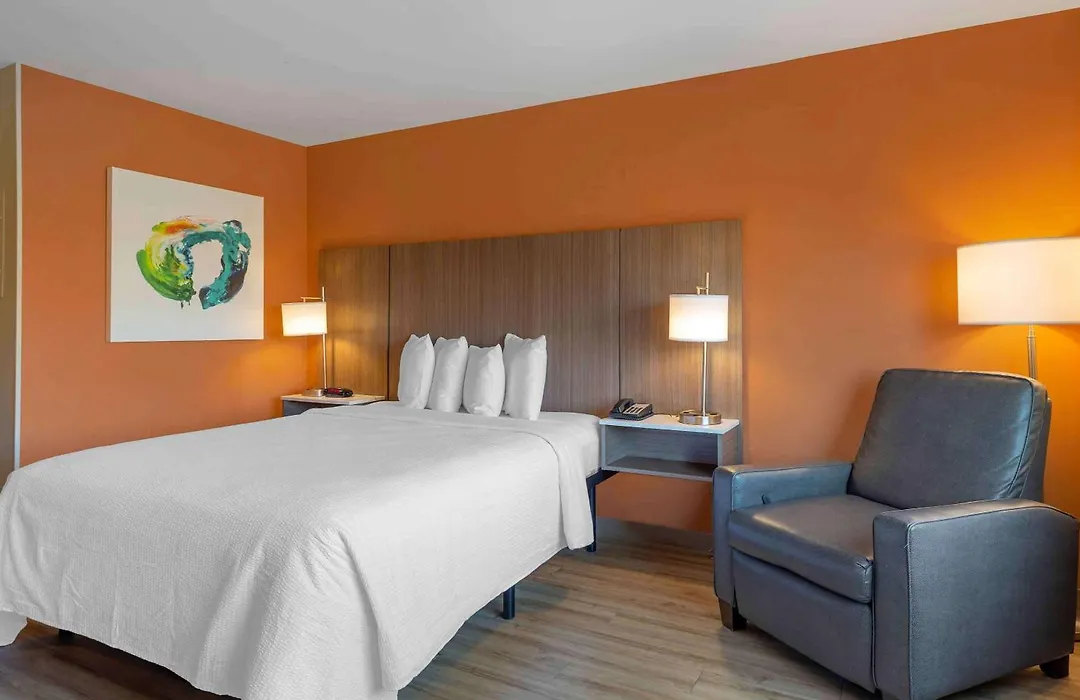 Extended Stay America Premier Suites - Providence - East Providence-1