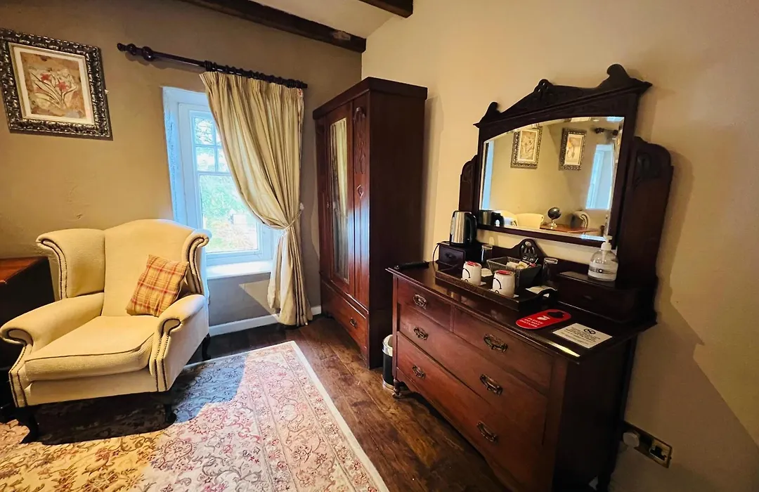 Peak Hotel Castleton-1