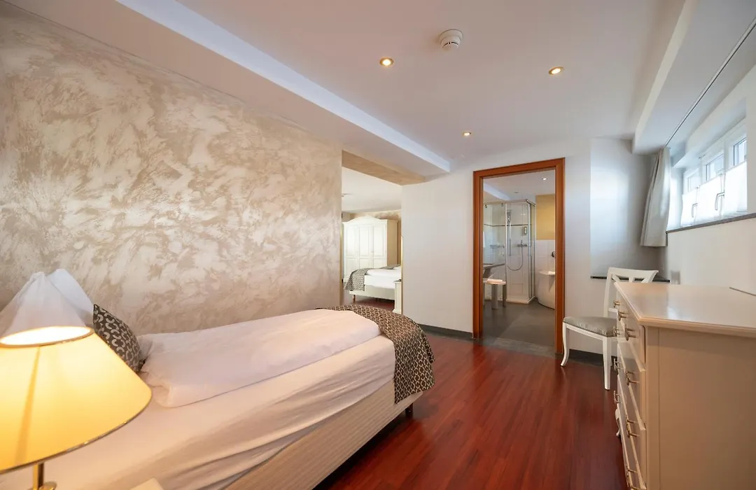 Seilers Vintage Hotel & Spa-1