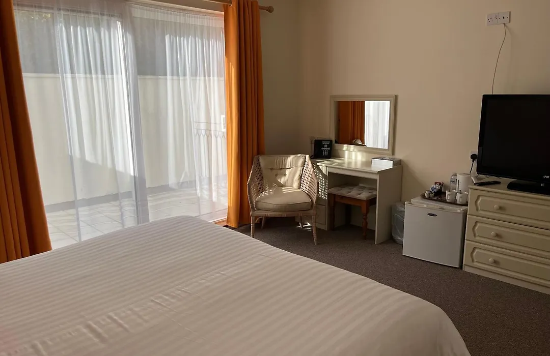 The Prince Of Wales Hotel-1