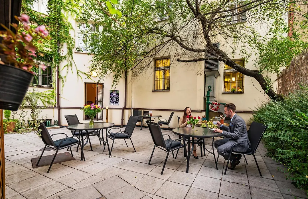 Hotel U Divadla - Czech Leading Hotels-1