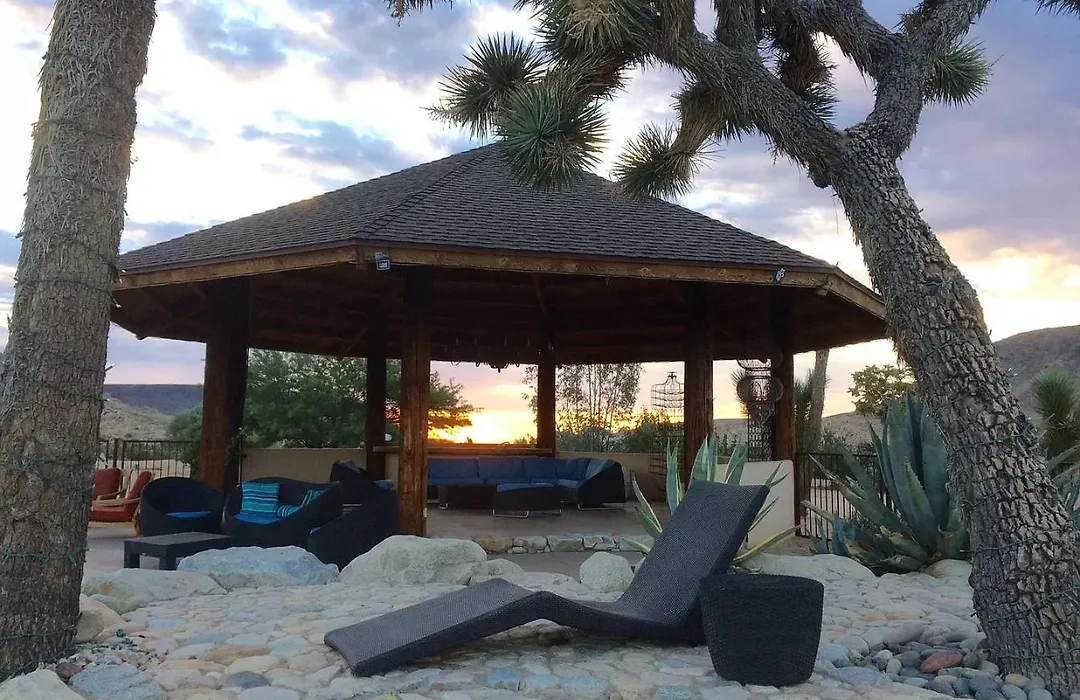 Starlight Boutique Hotel Pioneertown-1